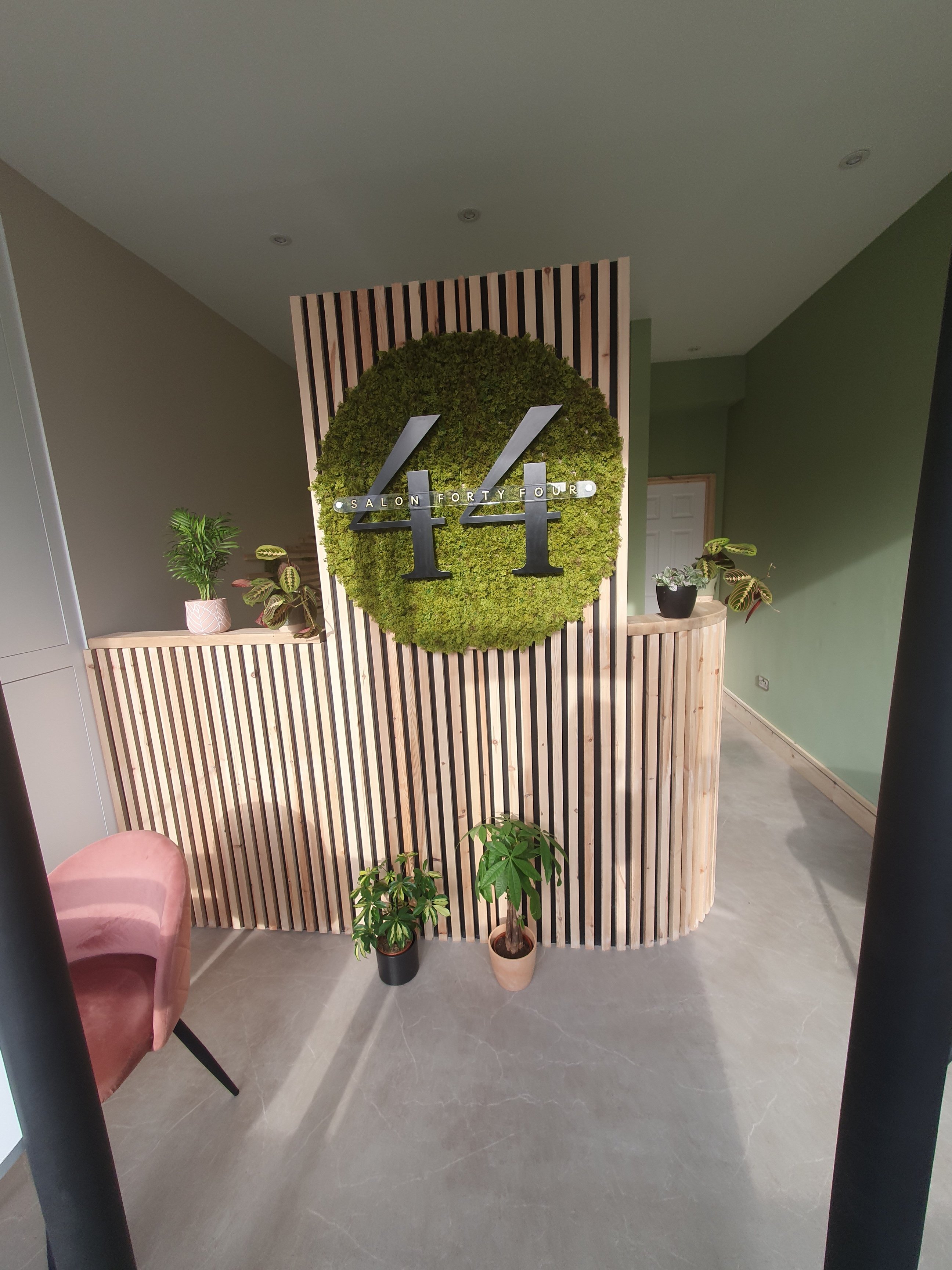 Salon interior