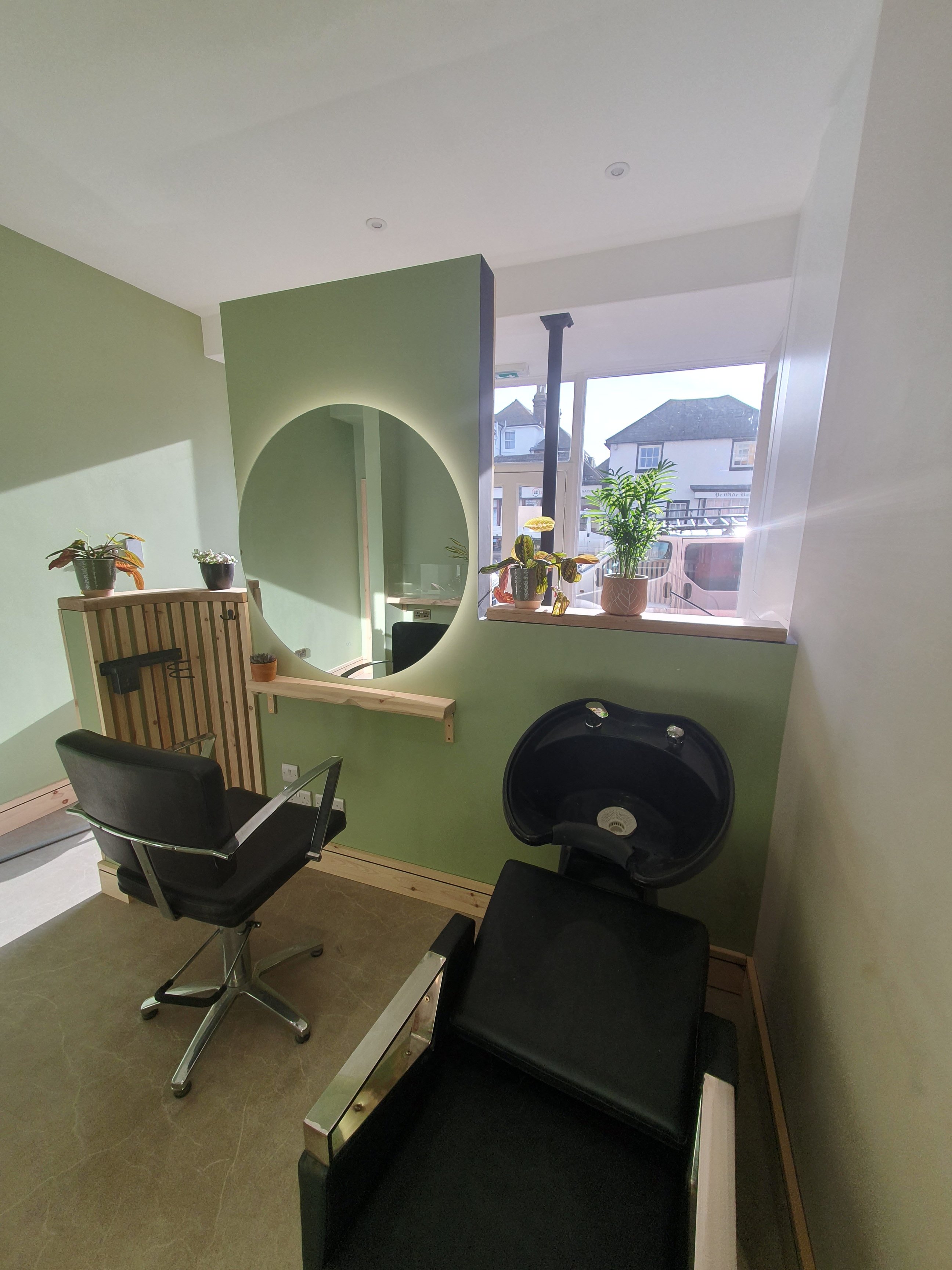 Hair studio